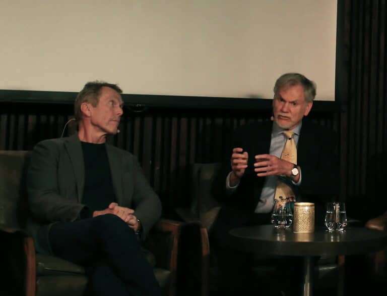 Alle taper, men guttene mest