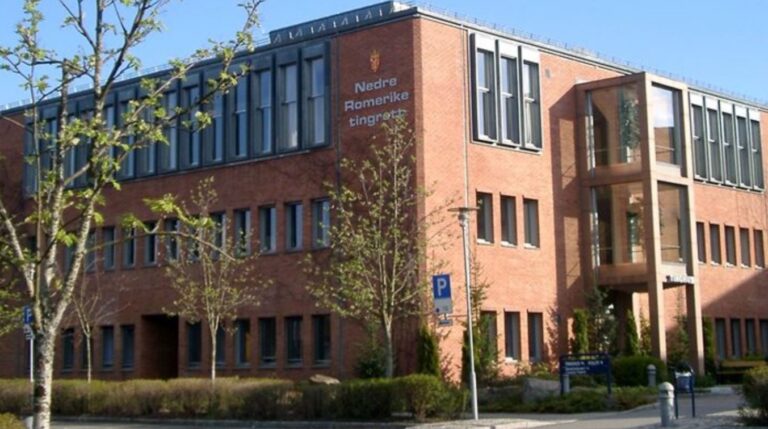 Brødre drept på Lørenskog:  Mor dømt til 21 års fengsel i tingretten