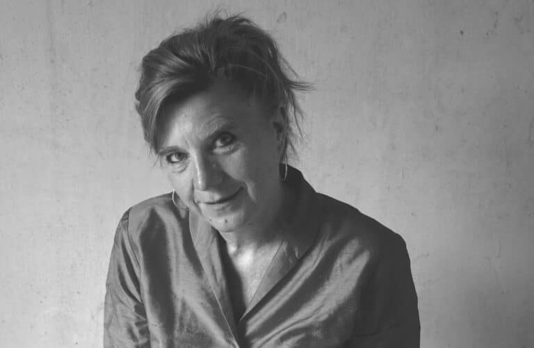 Giljotinert for å ta en kake