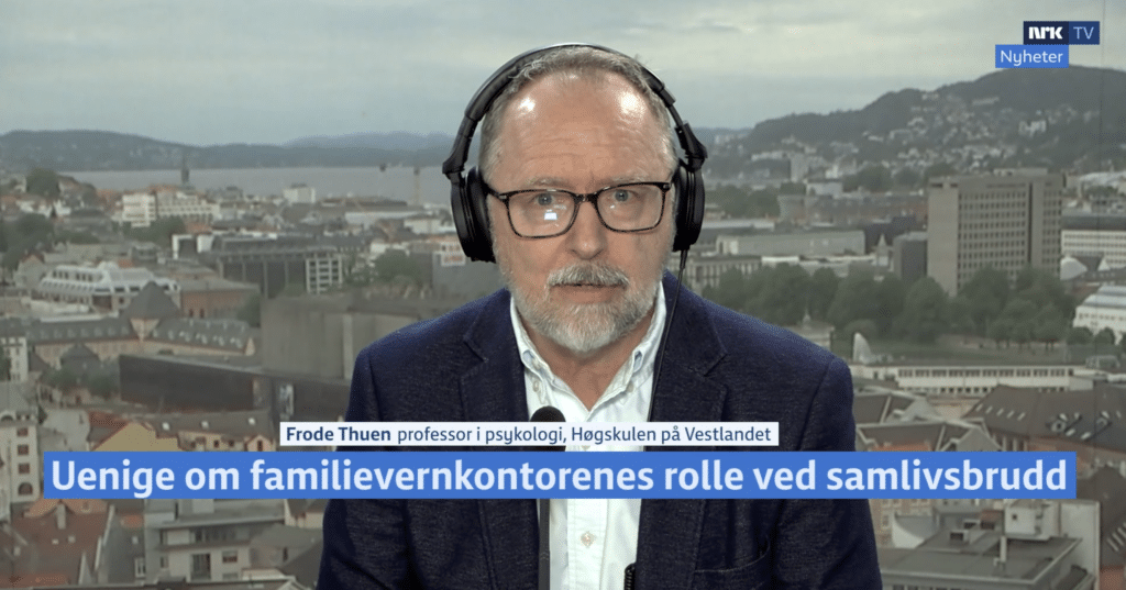 DEBATT: – I forbindelse med samlivsbrudd er det ikke uvanlig at mødre og fedre aktivt prøver å påvirke barna til å avvise den andre forelderen, skrev Frode Thuen i A-magasinet. Innlegget utløste en omfattende debatt om påvirkning, lojalitetskonflikter og foreldrefremmedgjøring.
