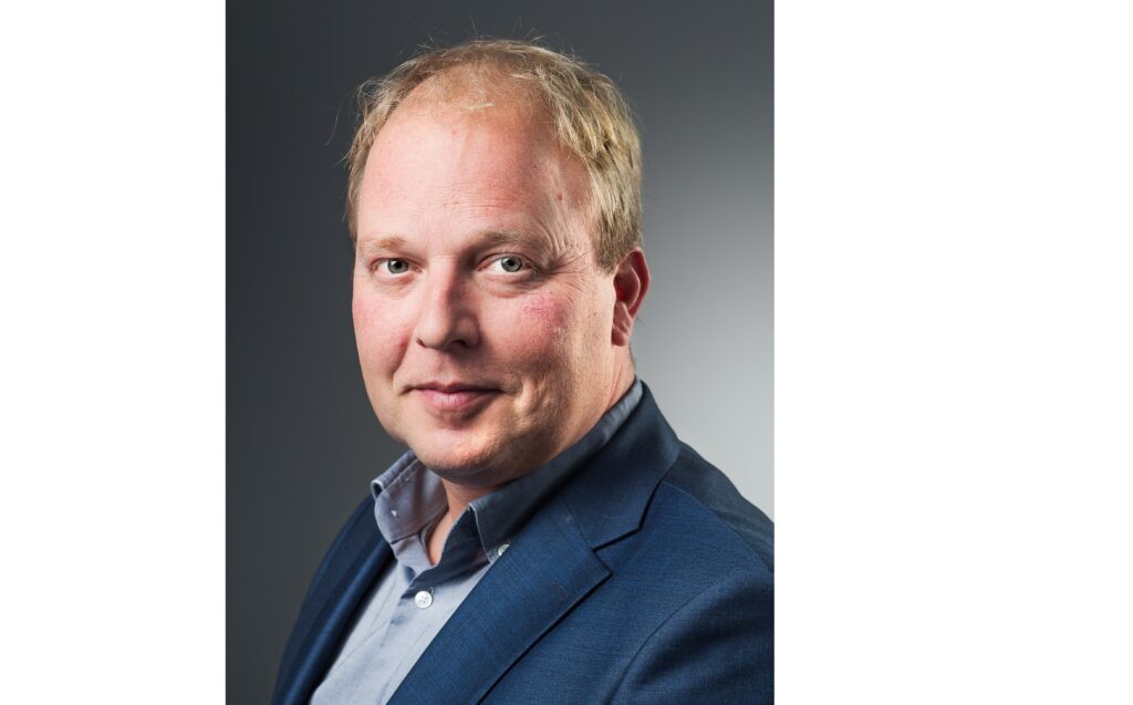 Selvmordsforsker Fredrik A. Walby understreker at langvarige konflikter og tap av kontakt med egne barn kan innebære store belastninger, men advarer mot enkle forklaringer når psykiske kriser og selvmordsrisiko skal forstås. Foto: Uio