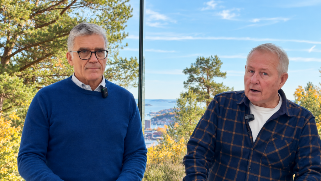 KJØNNSNØYTRAL LIKESTILLINGSLOV: – Vi ønsker å si fra at dette er på høyt tid for å få ut fingeren, sier MannsForum-leder Øivind Østberg om kravet om en kjønnsnøytral likestillingslov. Her i samtale med Hans Petter Goller i Sandefjord.